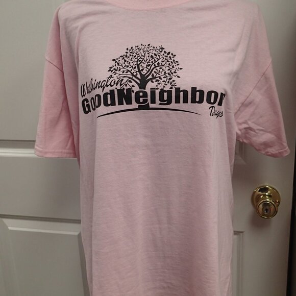 Good Neighbor Days Pink T shirt Size Large - Picture 4 of 4